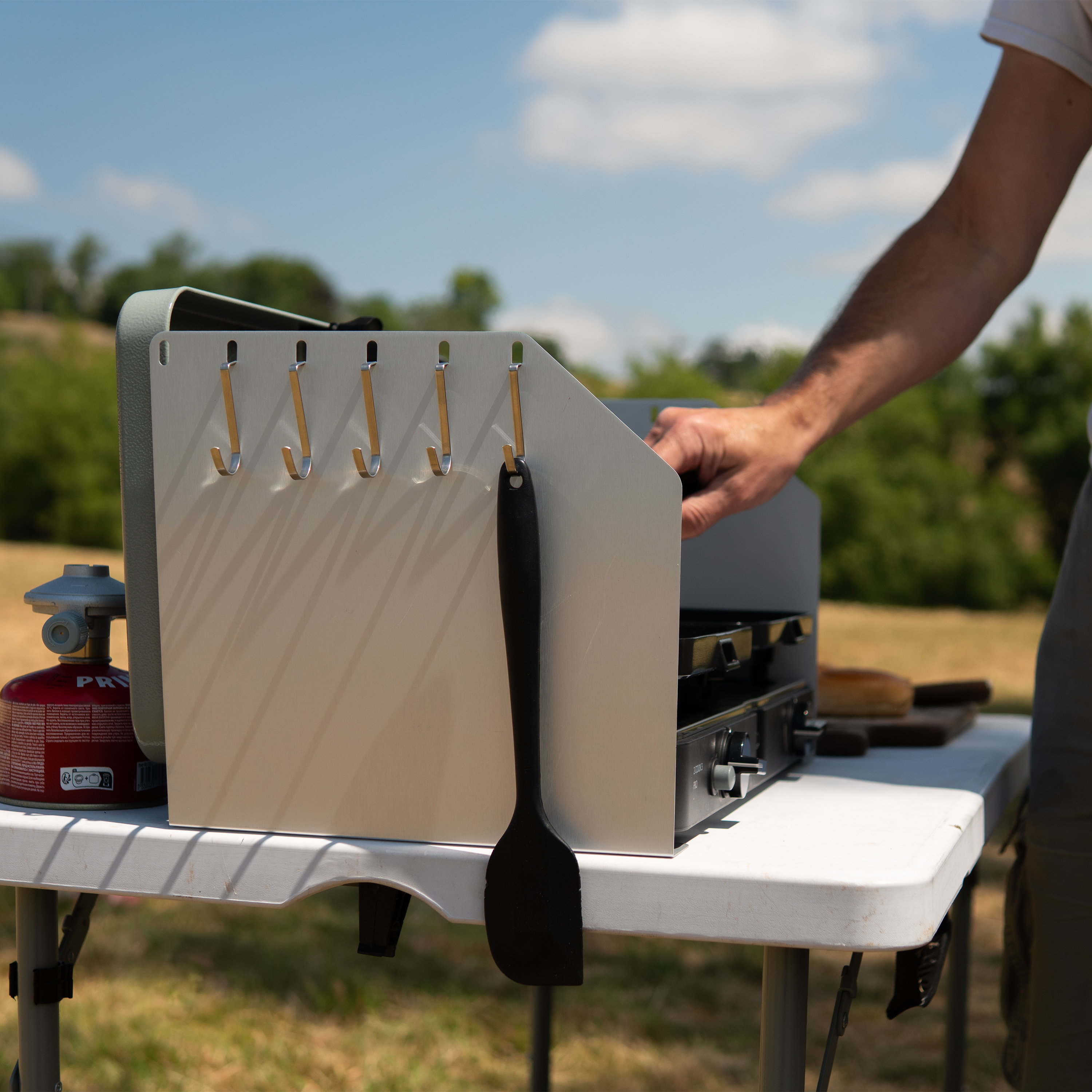 Aluminium windshield for Cadac BBQ - full set